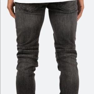 MNML - M14 Black Stretch Zipper Denim